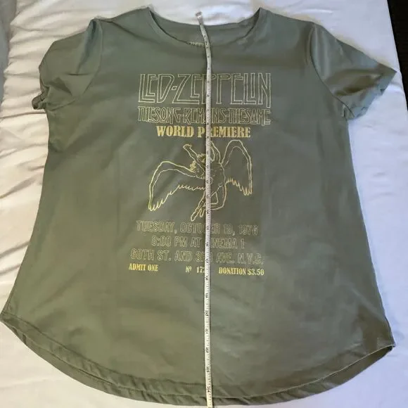 Led Zeppelin The World Remains The Same World Tour - Picture 5 of 9